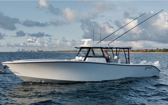 Yellowfin 42 image