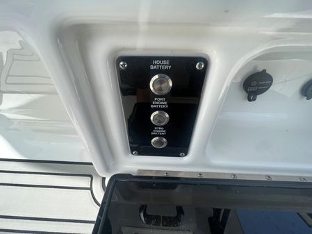 Sea Fox 288 Commander image