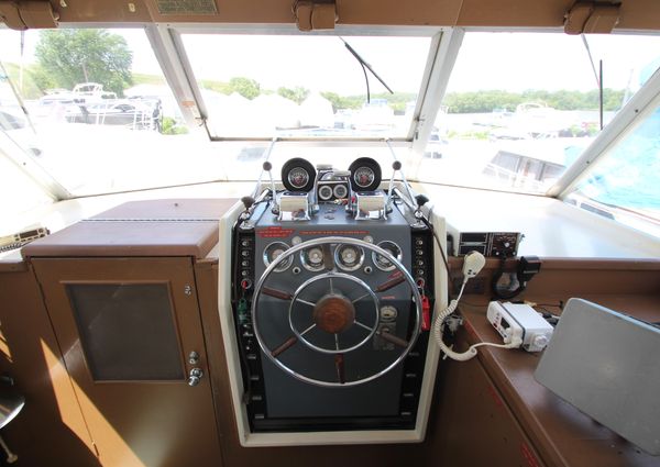 Chris-craft COMMANDER image