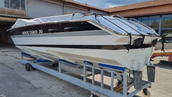 Monte Carlo Yachts 30