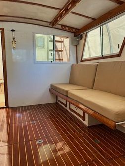 Wilbur 34-FLYBRIDGE image