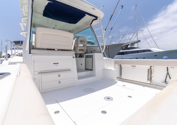 Boston Whaler 315 Conquest image