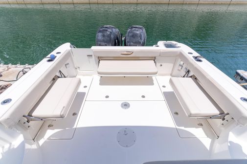 Boston Whaler 315 Conquest image