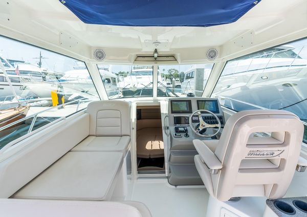 Boston Whaler 315 Conquest image