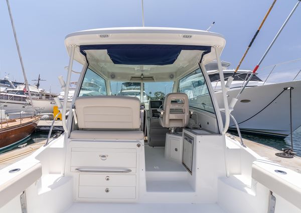 Boston Whaler 315 Conquest image