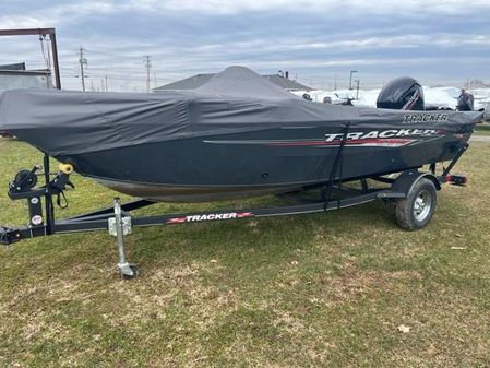 Tracker Pro Guide V-16 SC image