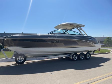 Formula 350 Crossover Bowrider image