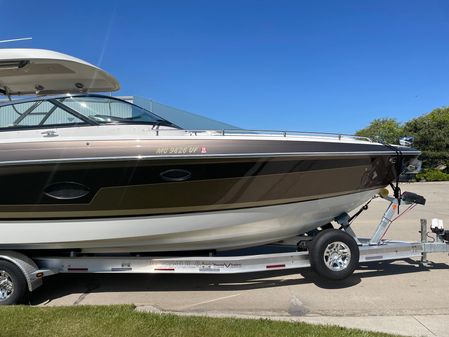 Formula 350 Crossover Bowrider image