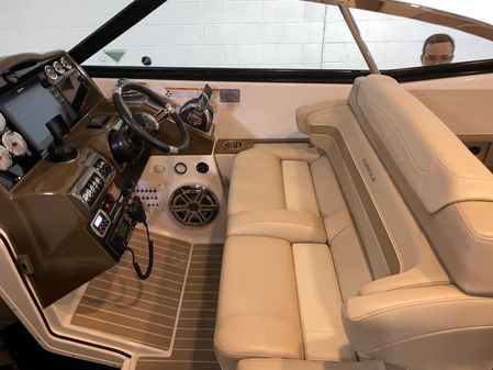 Formula 350 Crossover Bowrider image