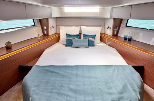 Beneteau Anteras 12 image