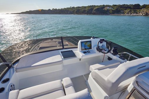 Beneteau Anteras 12 image