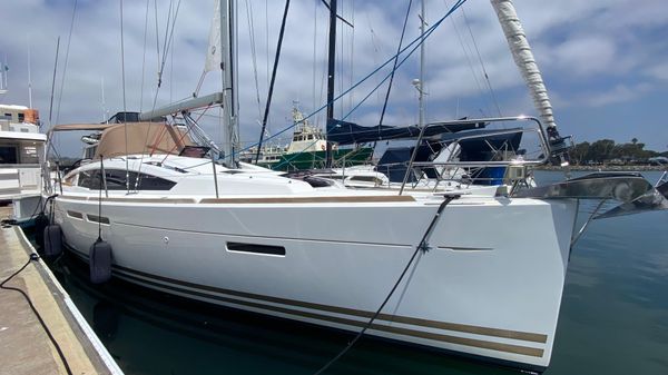 Jeanneau 41DS