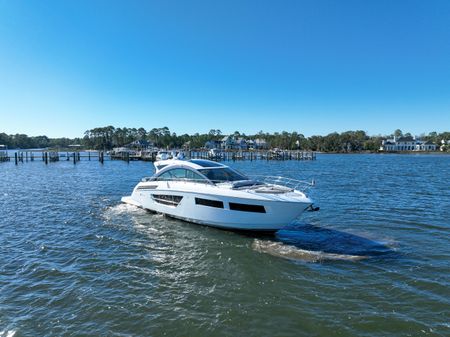 Cruisers Yachts 60 Cantius image