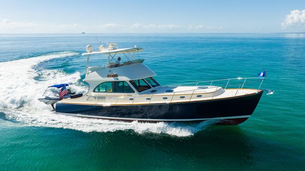 Hinckley Talaria 55 FB