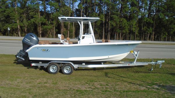 Sea Hunt 219 Ultra