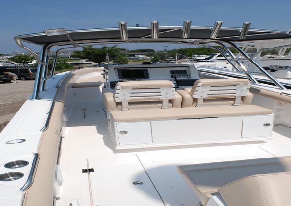 Marlago FS 35 CENTER CONSOLE image