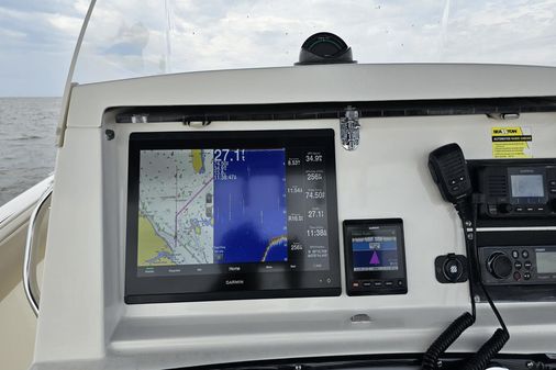 Marlago FS 35 CENTER CONSOLE image