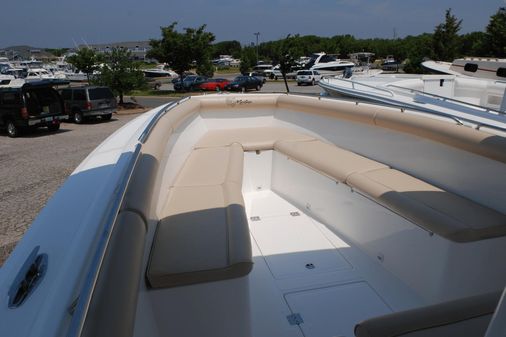 Marlago FS 35 CENTER CONSOLE image