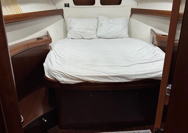 Beneteau Swift Trawler 42 image