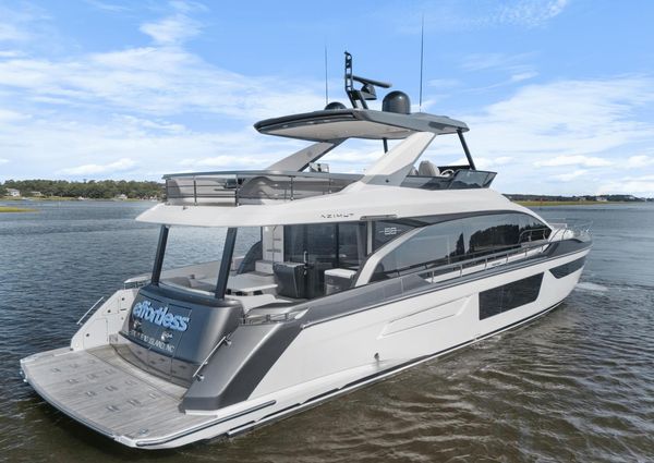 Azimut 68 image