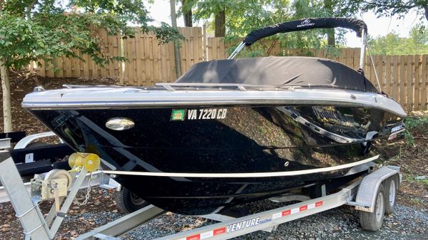 Monterey 238 Super Sport