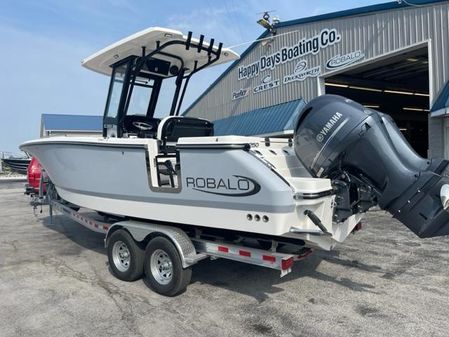 Robalo R250 image