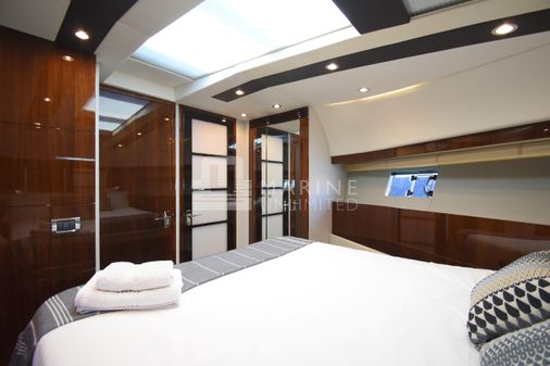 Fairline SQUADRON-65 image