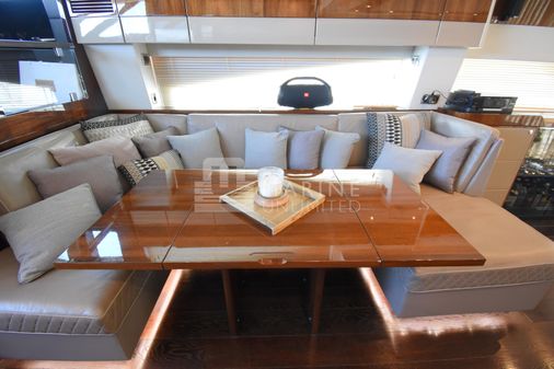 Fairline SQUADRON-65 image