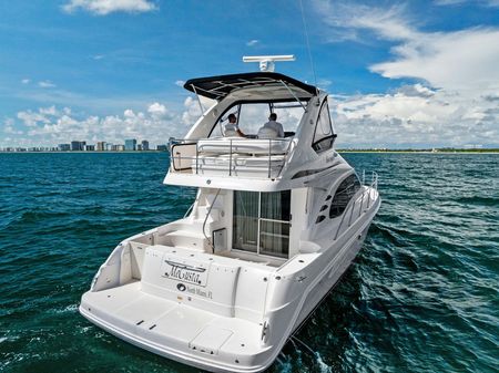 Sea Ray 44 Sedan Bridge image