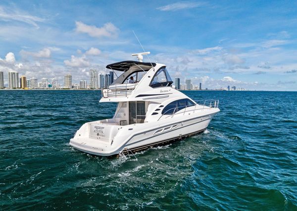 Sea Ray 44 Sedan Bridge image