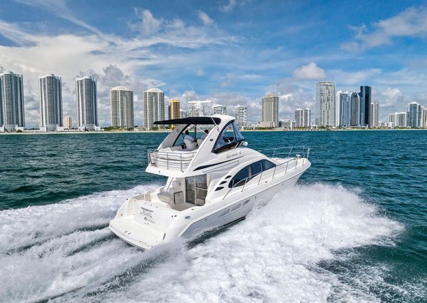 Sea Ray 44 Sedan Bridge image