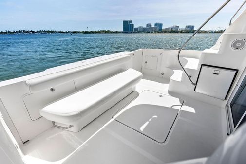 Sea Ray 44 Sedan Bridge image