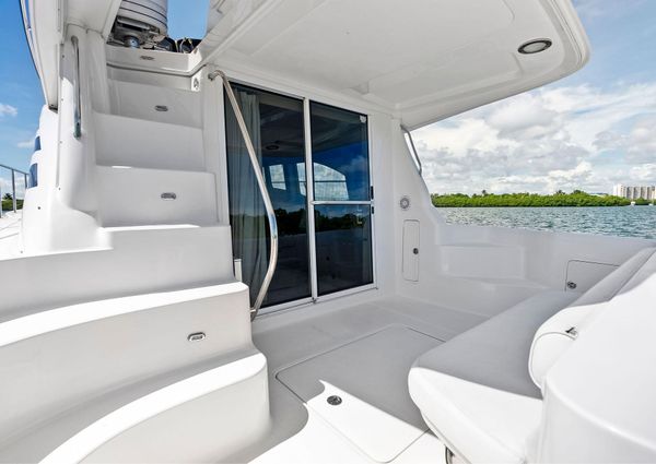 Sea Ray 44 Sedan Bridge image