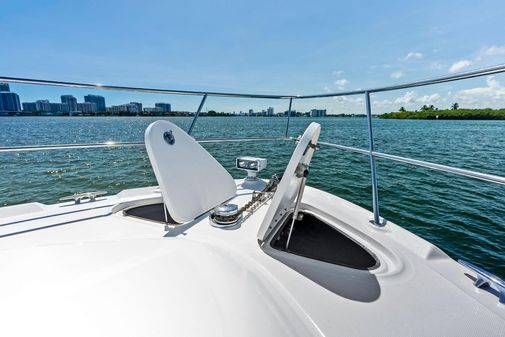 Sea Ray 44 Sedan Bridge image