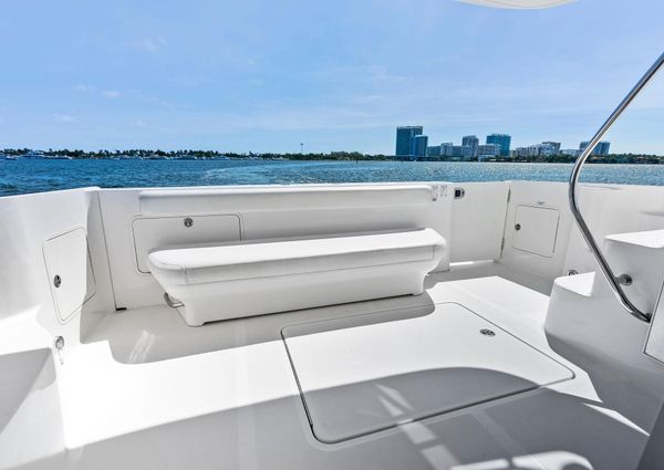 Sea Ray 44 Sedan Bridge image