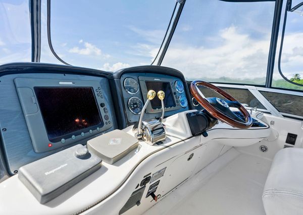 Sea Ray 44 Sedan Bridge image