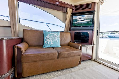 Sea Ray 44 Sedan Bridge image