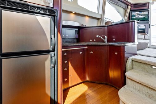 Sea Ray 44 Sedan Bridge image