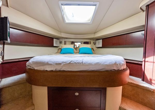 Sea Ray 44 Sedan Bridge image