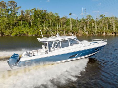 Intrepid 409 Valor image