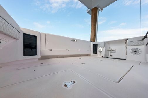 Intrepid 409 Valor image