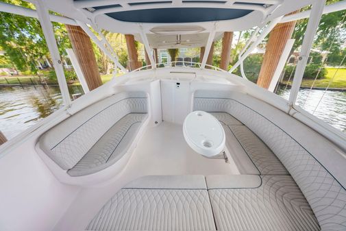 Intrepid 409 Valor image