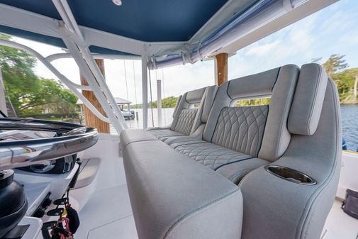Intrepid 409 Valor image