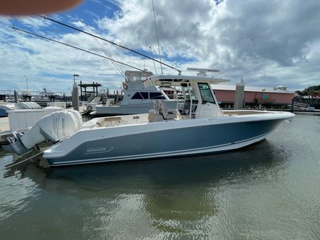 Boston Whaler 330 Outrage image