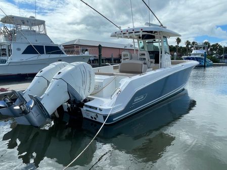 Boston Whaler 330 Outrage image