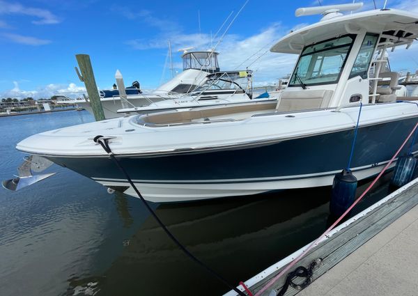 Boston Whaler 330 Outrage image