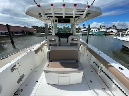 Boston Whaler 330 Outrage image