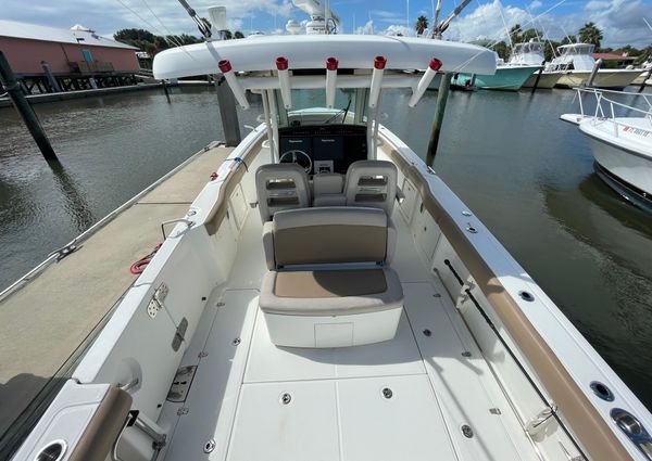 Boston Whaler 330 Outrage image