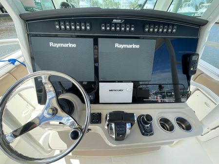 Boston Whaler 330 Outrage image