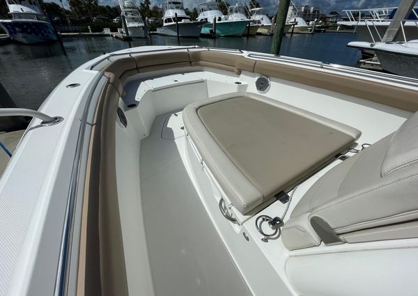 Boston Whaler 330 Outrage image